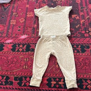 18-24 month colored organics short sleeve pjs